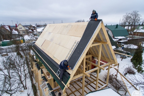 Монтаж крыши в зимний период